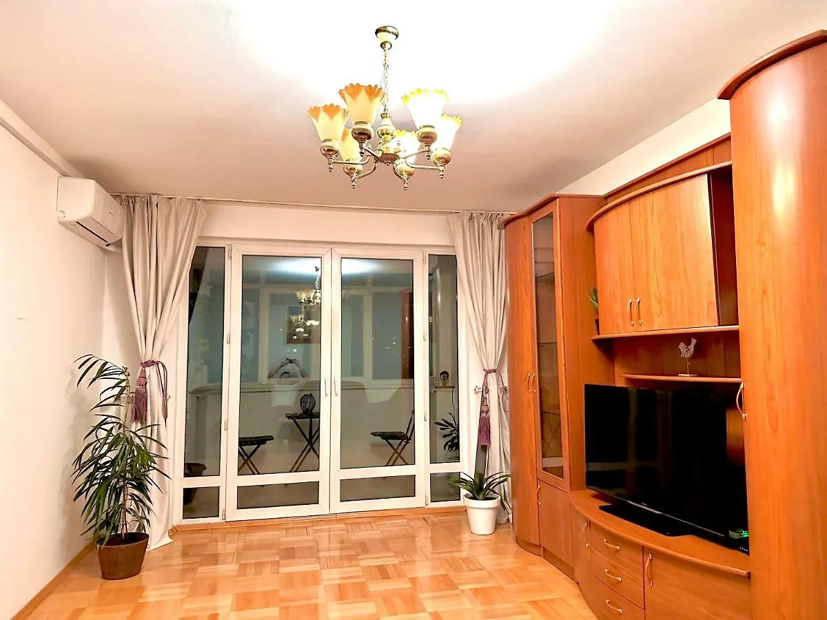 Vintage Bucharest Apartment رومانيا